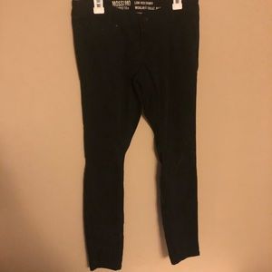 Black dress pants with pockets